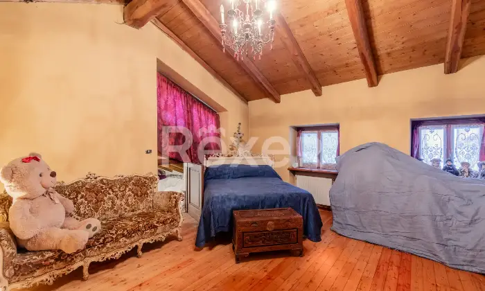 Rexer-Inverso-Pinasca-Casa-indipendente-con-ampi-spazi-e-potenziale-Altro