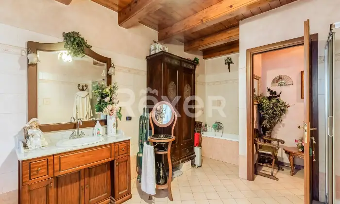 Rexer-Inverso-Pinasca-Casa-indipendente-con-ampi-spazi-e-potenziale-Altro