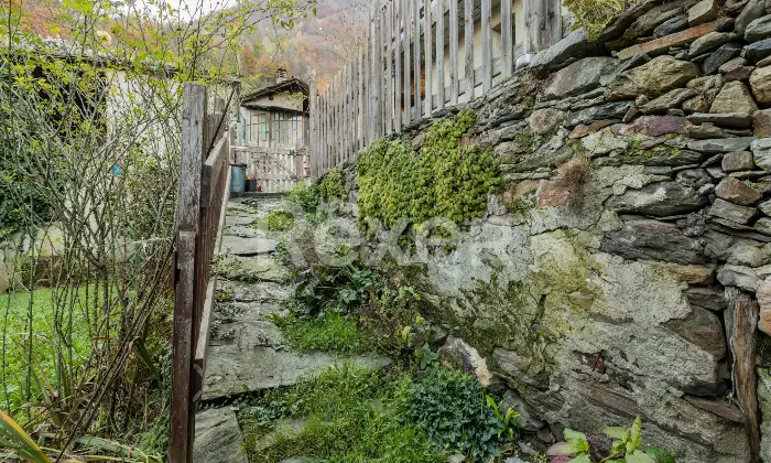 Rexer-Inverso-Pinasca-Casa-indipendente-con-ampi-spazi-e-potenziale-Altro