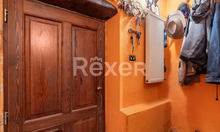 Rexer-Inverso-Pinasca-Casa-indipendente-con-ampi-spazi-e-potenziale-Altro