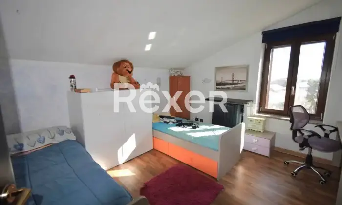 Rexer-Missaglia-Appartamento-in-corte-Altro