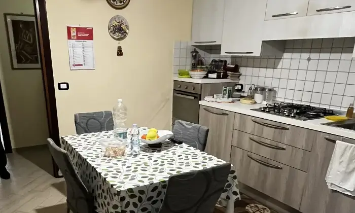 Rexer-Sarno-APPARTAMENTO-USO-INVESTIMENTO-CON-INQUILINO-DENTRO-Cucina