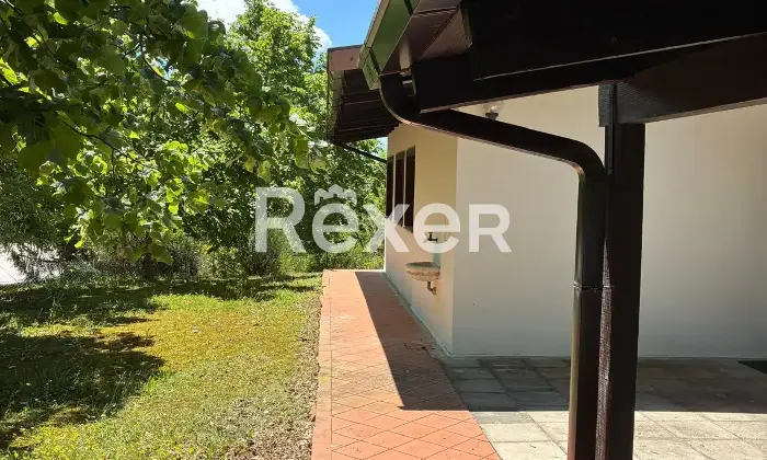 Rexer-Chiusi-della-Verna-Soluzione-indipendente-con-ampio-giardino-privato-Altro