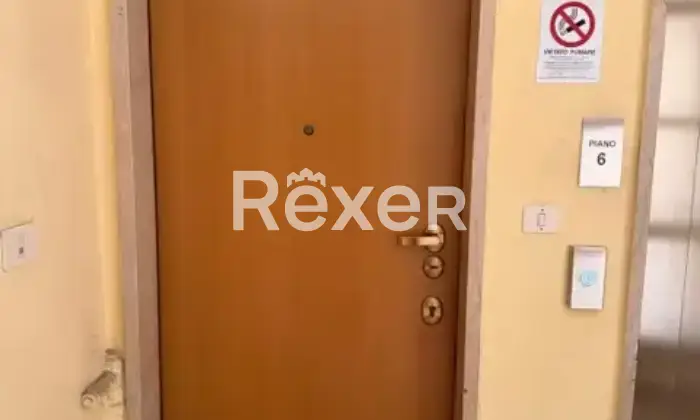 Rexer-Milano-MilanoCitt-Studi-Bilocale-luminoso-al-e-ultimo-piano-con-parquet-naturale-originale-nel-soggiorno-Altro