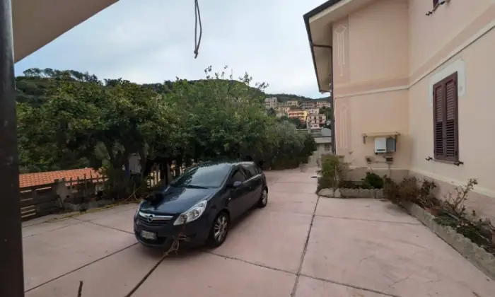 Rexer-Illorai-Villa-unifamiliare-in-vendita-in-via-Vittorio-Veneto-ad-Illorai-Altro