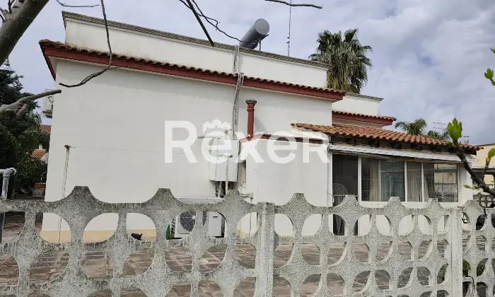 Rexer-Taranto-Villa-di-nuova-generazione-in-classe-A-con-fotovoltaico-giardino-e-terreno-edificabile-Altro