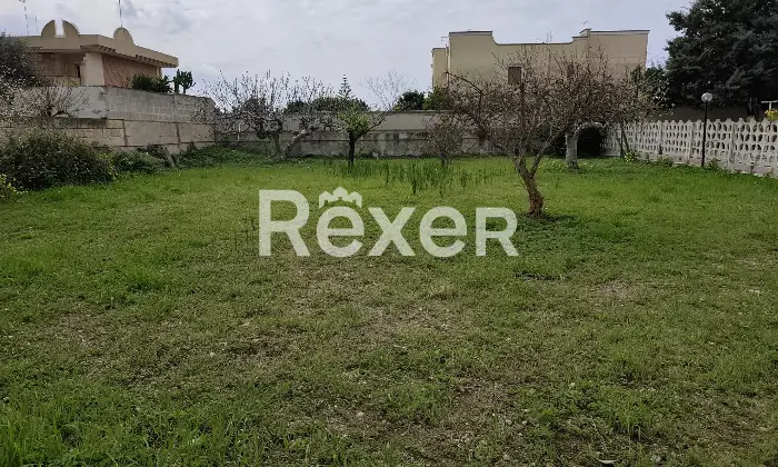 Rexer-Taranto-Villa-in-classe-A-con-fotovoltaico-giardino-e-terreno-edificabile-Altro