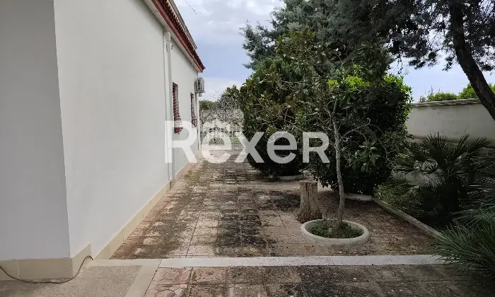 Rexer-Taranto-Villa-in-classe-A-con-fotovoltaico-giardino-e-terreno-edificabile-Altro