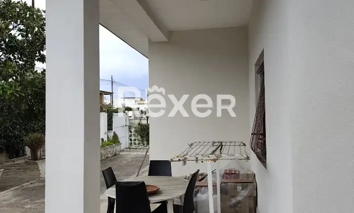 Rexer-Taranto-Villa-di-nuova-generazione-in-classe-A-con-fotovoltaico-giardino-e-terreno-edificabile-Altro