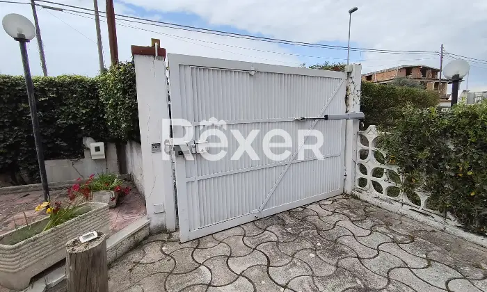 Rexer-Taranto-Villa-di-nuova-generazione-in-classe-A-con-fotovoltaico-giardino-e-terreno-edificabile-Altro