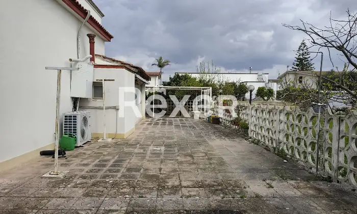 Rexer-Taranto-Villa-di-nuova-generazione-in-classe-A-con-fotovoltaico-giardino-e-terreno-edificabile-Altro