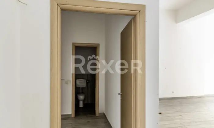 Rexer-Crotone-Investimento-commerciale-a-Crotone-con-reddito-garantito-Altro