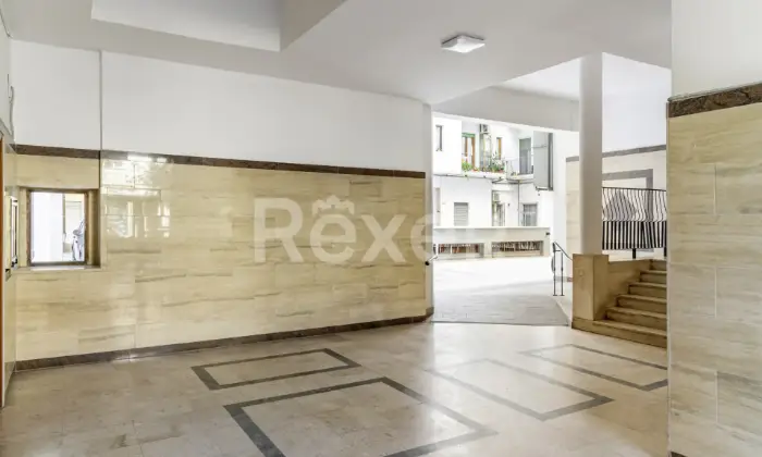 Rexer-Crotone-Investimento-commerciale-a-Crotone-con-reddito-garantito-Altro