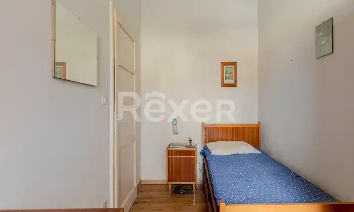 Rexer-Santa-Lucia-di-Piave-Rustico-da-ristrutturare-con-ampio-giardino-Altro