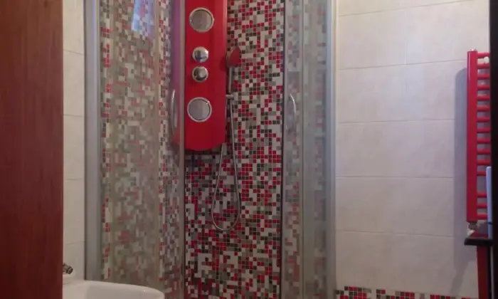 Rexer-San-Vito-dei-Normanni-Villa-composta-da-due-unit-con-progetto-approvato-per-realizzare-piscina-mis-x-Bagno