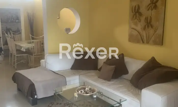 Rexer-San-Vito-dei-Normanni-Villa-composta-da-due-unit-con-progetto-approvato-per-realizzare-piscina-mis-x-Salone
