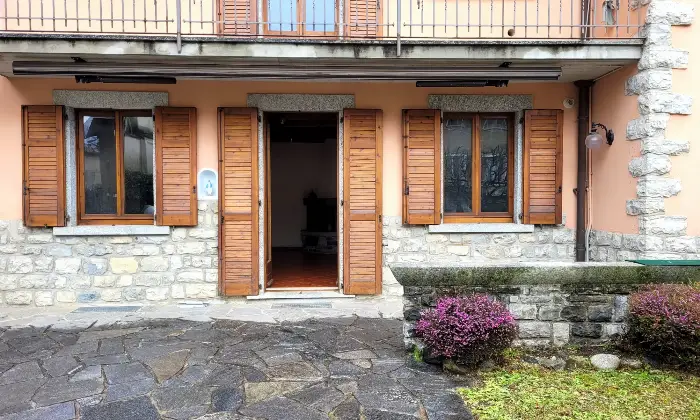 Rexer-Sormano-Appartamento-con-Vista-Panoramica-Altro