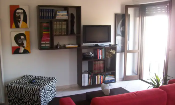 Rexer-Cortona-APPARTAMENTO-A-CORTONA-AR-FRAZIONE-TERONTOLA-Salone