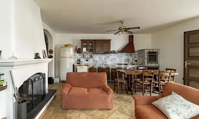 Rexer-OROSEI-Splendida-villa-con-ottime-finiture-interne-Altro