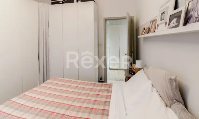 Rexer-MONTELPARO-Ampia-casa-con-corte-esclusiva-e-grande-potenziale-Altro
