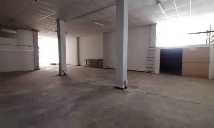 Rexer-Tredozio-MagazzinoLaboratorioCapannone-Garage
