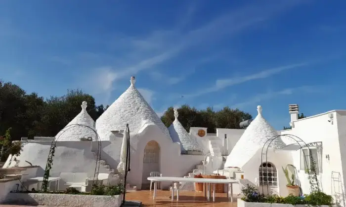 Rexer-Ostuni-Villa-con-Trulli-in-Vendita-Contrada-Lorizzo-Ostuni-Altro