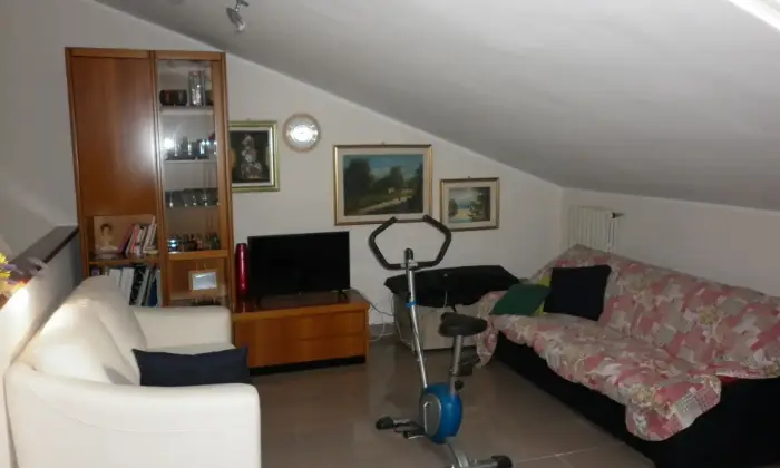 Rexer-Guglionesi-Appartamento-su-due-livelli-Mansarda