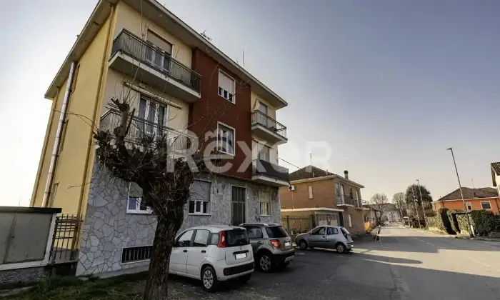 Rexer-Settimo-Torinese-Trilocale-con-box-auto-singolo-Altro