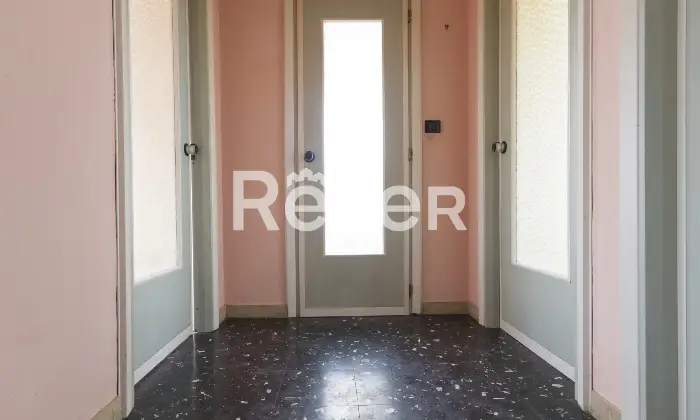 Rexer-Settimo-Torinese-Trilocale-con-box-auto-singolo-Altro