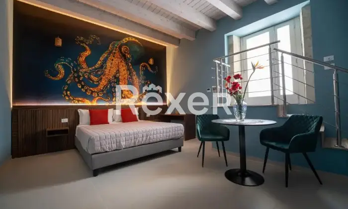 Rexer-Siracusa-Vendesi-Palazzo-Edificio-in-Vendita-Altro