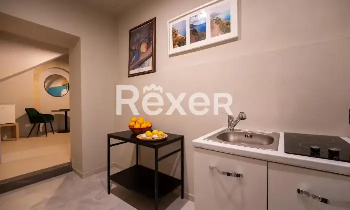 Rexer-Siracusa-Vendesi-Palazzo-Edificio-in-Vendita-Altro