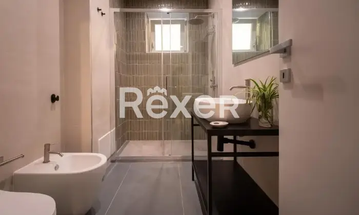 Rexer-Siracusa-Vendesi-Palazzo-Edificio-in-Vendita-Altro