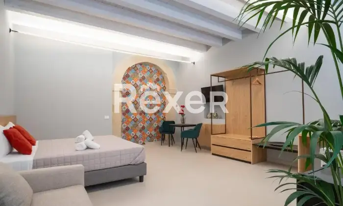 Rexer-Siracusa-Vendesi-Palazzo-Edificio-in-Vendita-Altro