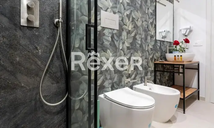 Rexer-Siracusa-Vendesi-Palazzo-Edificio-in-Vendita-Altro