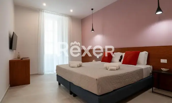 Rexer-Siracusa-Vendesi-Palazzo-Edificio-in-Vendita-Altro