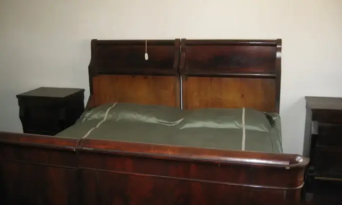 Rexer-Germagno-Vendesi-porzione-di-casa-indipendente-a-Germagno-VB-Camera-da-letto-matrimoniale