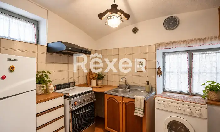 Rexer-Colmo-Terratetto-ristrutturato-con-giardino-Altro