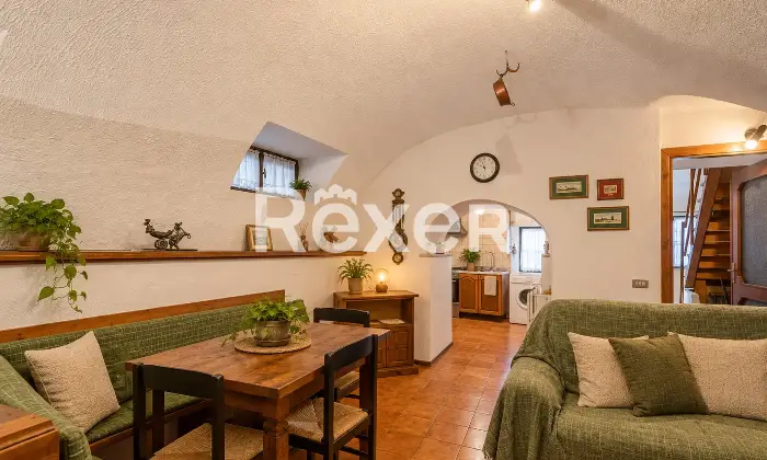 Rexer-Colmo-Terratetto-ristrutturato-con-giardino-Altro