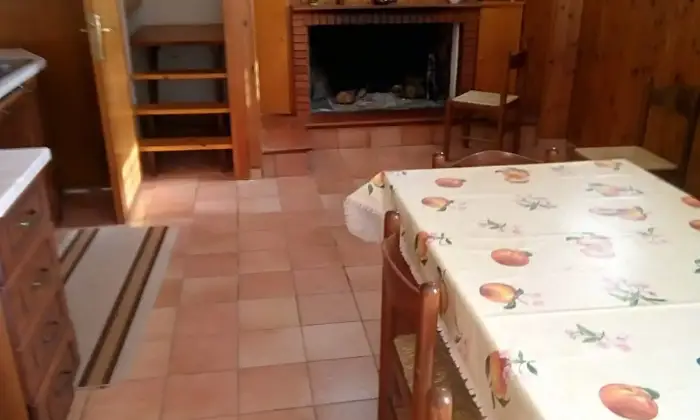 Rexer-Civitella-del-Tronto-Casa-Indipendente-in-Vendita-Civitella-del-Tronto-Frazione-Ripe-Altro