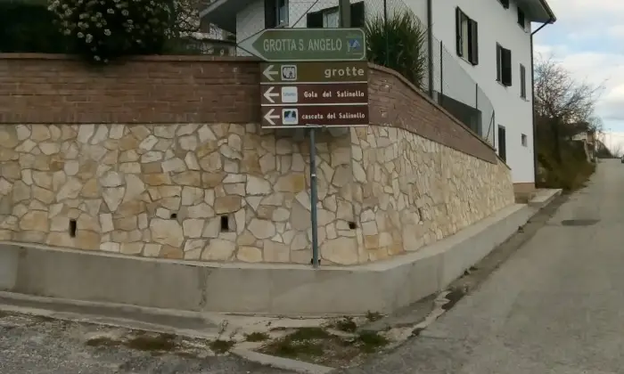Rexer-Civitella-del-Tronto-Casa-Indipendente-in-Vendita-Civitella-del-Tronto-Frazione-Ripe-Altro