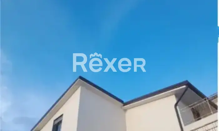 Rexer-Piazza-Armerina-Vendesi-Villetta-in-ristrutturazione-a-Barrafranca-EN-Altro