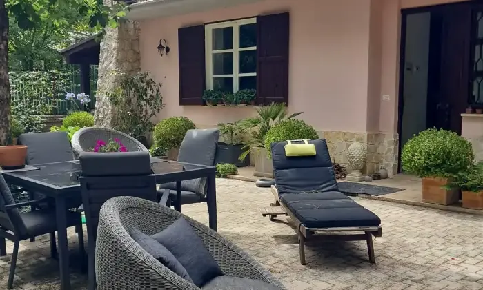 Rexer-Villalago-Villa-in-vendita-in-viale-Riviera-Villalago-Altro