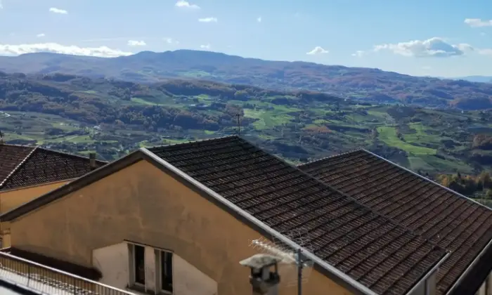 Rexer-Avigliano-Terratetto-da-ristrutturare-nel-centro-storico-con-vista-panoramica-Altro