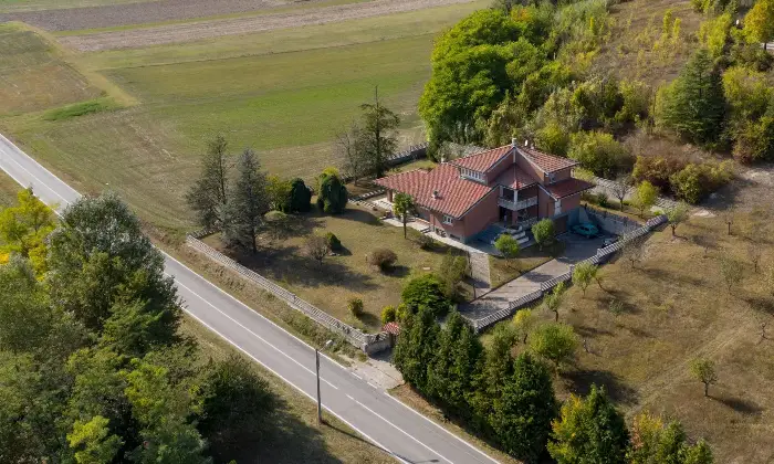 Rexer-Odalengo-Grande-Elegante-villa-su-due-Piani-inzona-tranquilla-e-ben-servita-Altro