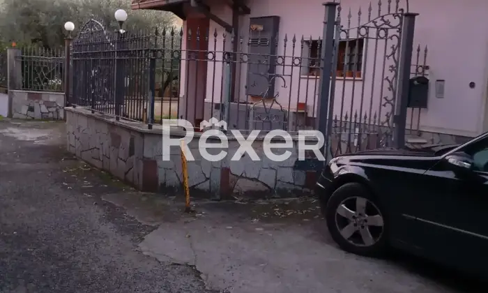 Rexer-Colleferro-Vendesi-Villa-con-Giardino-e-Garage-Via-degli-Abetti-Colleferro-Altro