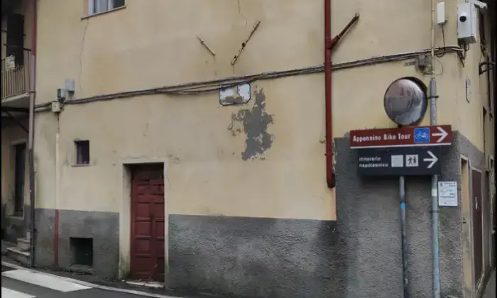 Rexer-Altare-Vendesi-immobile-nel-centro-storico-a-Savona-SV-Altro
