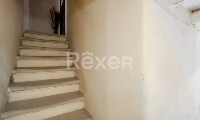 Rexer-Carolei-Rustico-da-ristrutturare-in-Via-Ruggiero-di-Lauria-Carolei-Altro