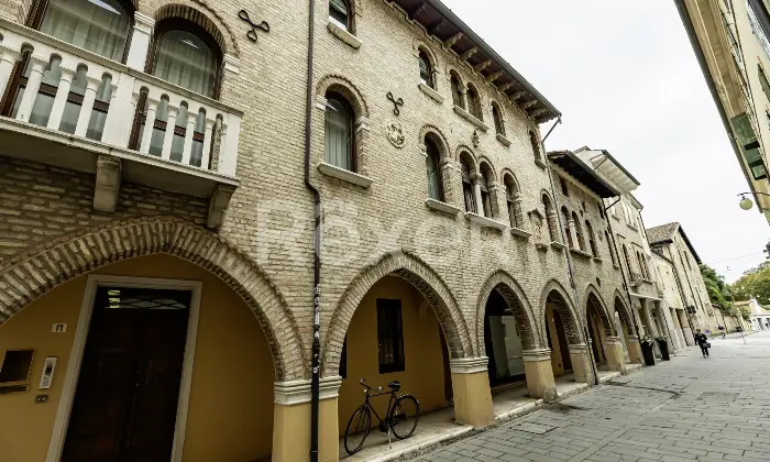 Rexer-Portogruaro-Casa-storica-indipendente-con-giardino-provato-Altro