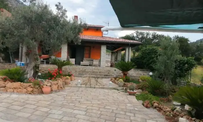 Rexer-Giungano-SA-Vendesi-una-splendida-villa-singola-situata-nel-comune-di-Giungano-Altro