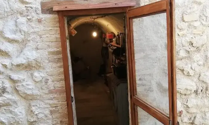 Rexer-Fontecchio-Terratetto-panoramico-ristrutturato-antisismico-arredato-Garage